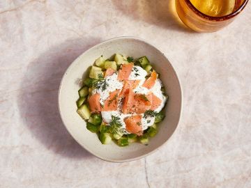 LA PETITE SAUMON CONCOMBRE ET TZATZIKI