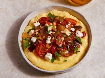 POLENTA, FETA LEGUMES DU SOLEIL ROTIS