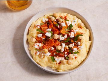 POLENTA LEGUMES ROTIS AU PAPRIKA FUME ET FETA