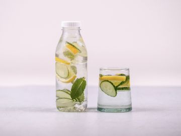 EAU INFUSEE CITRON MENTHE CONCOMBRE