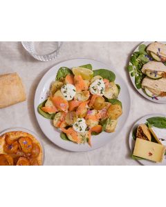 LE SAUMON FUMÉ ET CRÈME ANETH, POMMES DE TERRE GRENAILLES