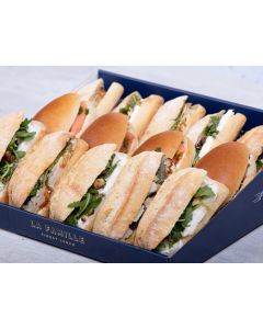 COFFRET PETITS SANDWICHS SAUMON-CHEVRE-POULET X14